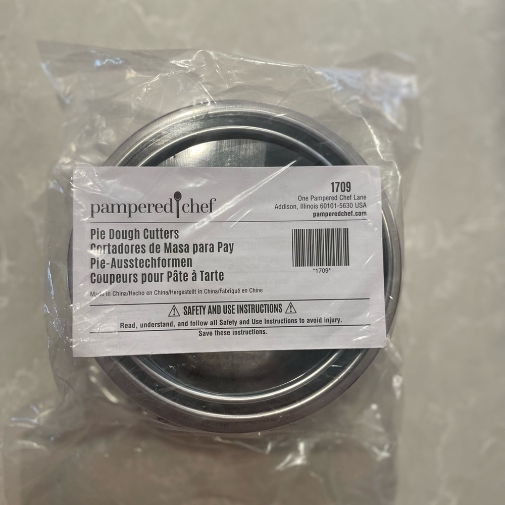 Pampered Chef Pie Dough Cutters 1709 NIP